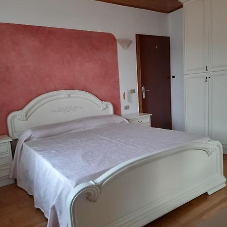 הוילה טואנו Casa Santa Emerenziana מראה חיצוני תמונה